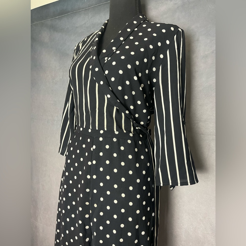Black and white striped polka dot jumpsuit size small - Picture 5 of 6